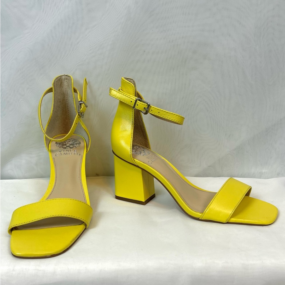 New Vince Camuto Women’s Yellow Block Heel Dressy Shoes / size 6M